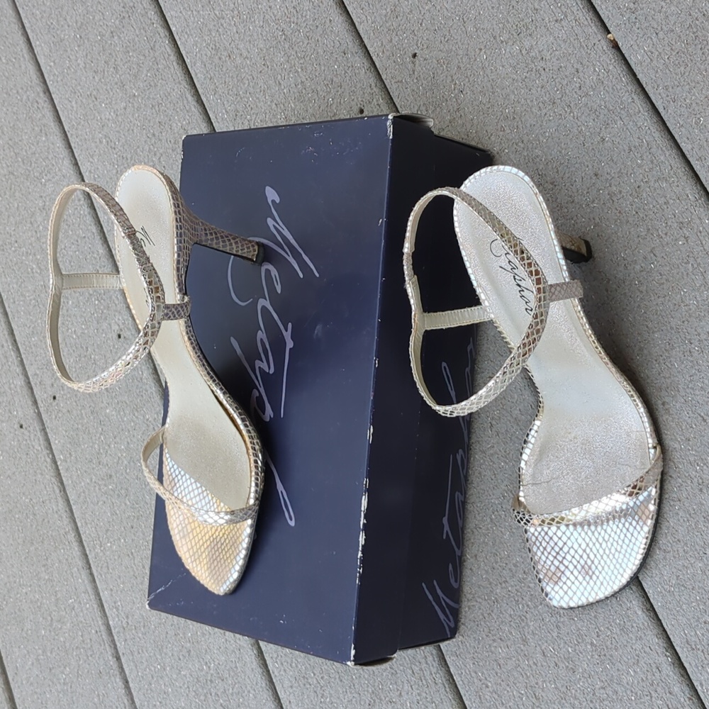 Metaphor Sienna Heel Open Toe Heels Strappy Silver Metallic Snake Print Sandals